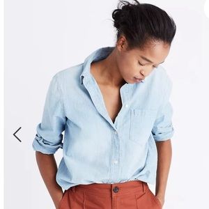 Madewell Classic Fit Denim Chambray Button Down - Size Small